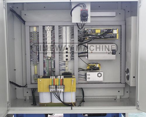 550 mm Largura do leito Torno CNC horizontal econômico para usinagem precisa e velocidade rápida