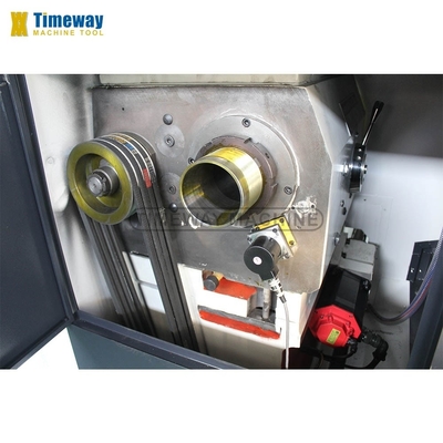 Máquina de torno CNC de perfurador de fuso de precisão de 82 mm com tipo de cama plana multifuncional