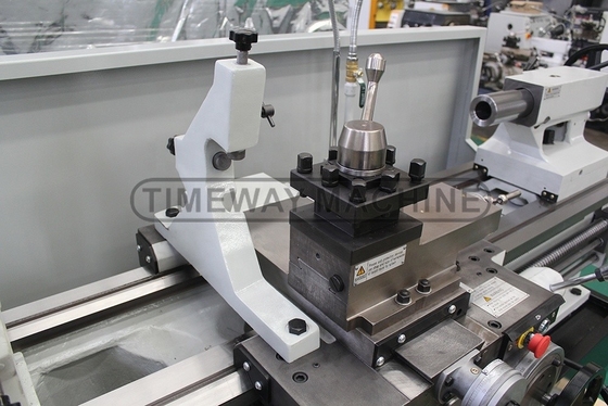 2500 N.m Torque de corte Alta precisão Espaçamento horizontal Cama de torno Máquina de torção velocidade de alimentação rápida