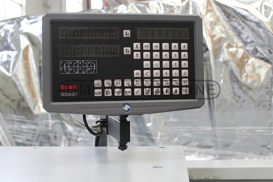 2500 N.m Torque de corte Alta precisão Espaçamento horizontal Cama de torno Máquina de torção velocidade de alimentação rápida
