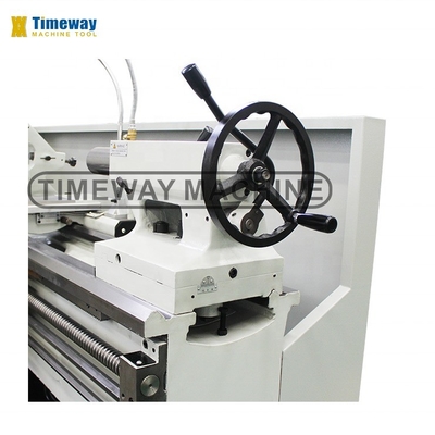 Altamente recomendado 1640 Gear Head Gap Bed Lathe com 75mm Tailstock Quill Diâmetro