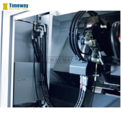 Capacidade de usinagem de trabalho médio Máquina de torno CNC de tipo inclinado com nariz de fuso A2-5