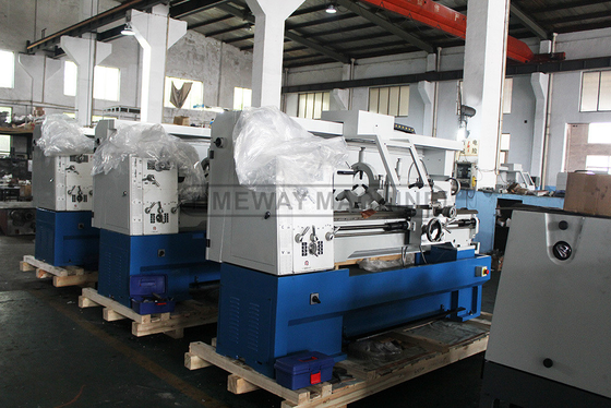 400-800mm Swing Taper da manga do tailstock MT4 Horizontal Precision Gap Bed Metal Lathe