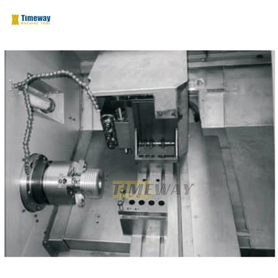 A2-8 Torno CNC para usinagem de metais em oficinas de reparação de máquinas