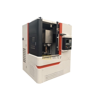 Máquina CNC para instalações de fabrico