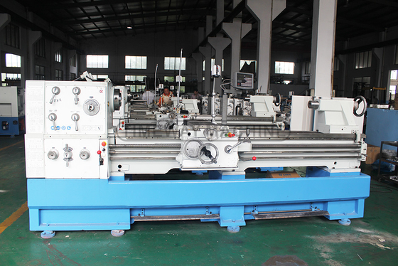 2720x1120x1700mm Universal Gap Bed Lathe ou Torno CL-410 CL-460 Potência do motor do fuso de 5,5 kW