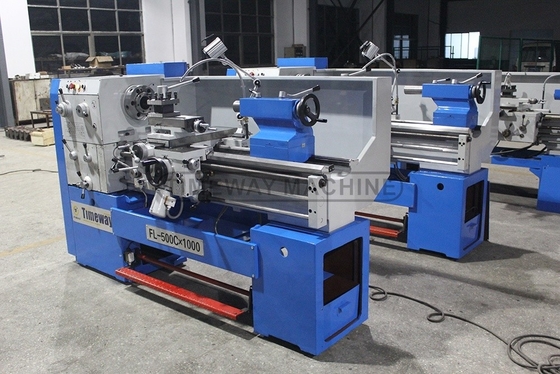 7Potência do motor do fuso de 0,5 kW Torno de metal pesado/torno de cama de lacuna universal 3500 kg peso