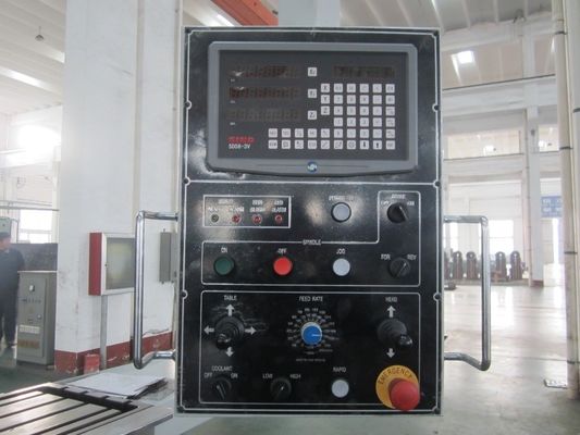 Máquina de moagem de tipo de cama universal grande ISO50 Spindle Taper para viagens de mesa 1500x670