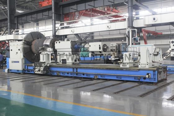 Máquina de torneamento de trabalho pesado para aplicações de usinagem de precisão