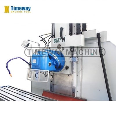 670mm Cross Travel Y-axis Metal Bed Type Milling Machine BM715 para produção industrial