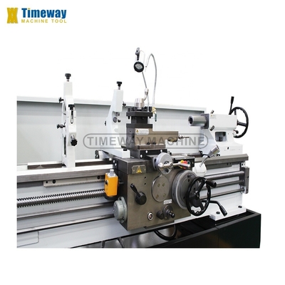 710 mm Max. Swing Over Gap Horizontal Center Turning Machine para torno de metal industrial