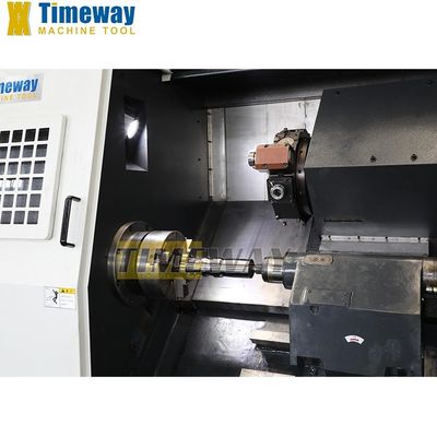 Lojas de reparação de máquinas Máquina de torno inclinada com furo de fuso de 62 mm e cauda hidráulica