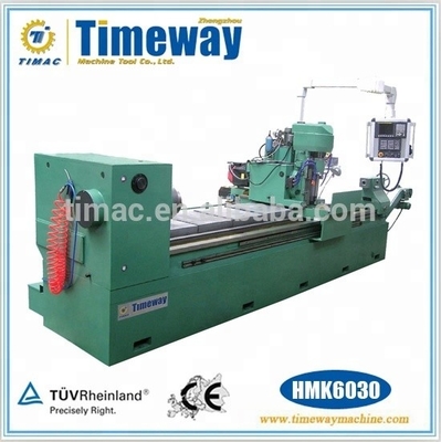 ± 0,015 mm Precisão de posicionamento Máquina de fresagem de eixo de espiral duplo CNC horizontal