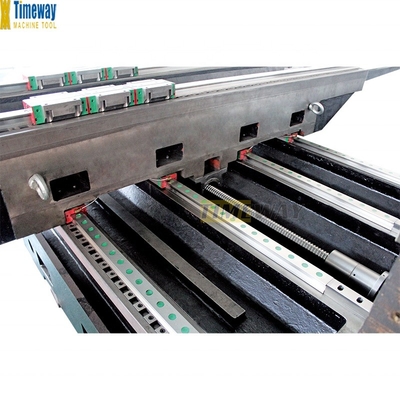 Centro de usinagem vertical de produção em grande volume VMC1370L Repetitividade ± 0,006 mm 2023