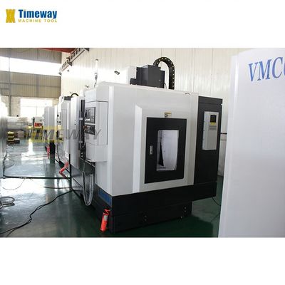 500 kg Capacidade de carga VMC745 Máquina de fresagem CNC Centro de usinagem vertical para metal
