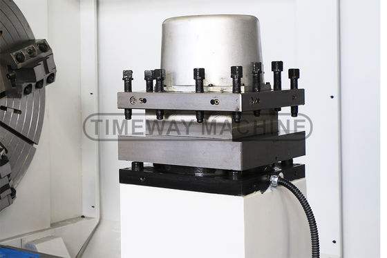 Máquina de torno horizontal de trabalho pesado CNC para usinagem de metais AK-1600C com 4 estações de postes de ferramentas