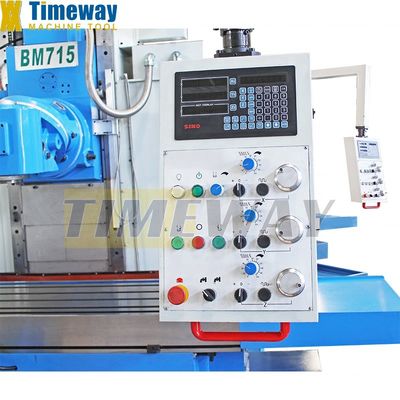 Fresadora BM718 Máquina de moagem CNC de alta precisão para usinagem profissional