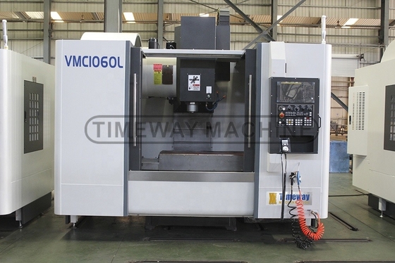 Máquina de usinagem vertical CNC de alta precisão