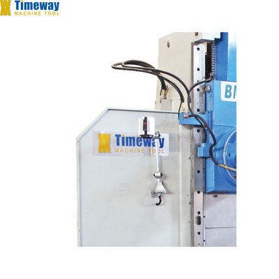 Máquina de fresagem vertical BM715 para processamento de metais versáteis