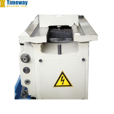 Máquina de torno para torno de cama de lacuna CM-400V com e Potência do motor do fuso kW 3,2/2.2