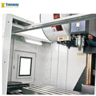 1300 mm Mesa de viagem Centro de usinagem vertical de alta precisão para usinagem avançada