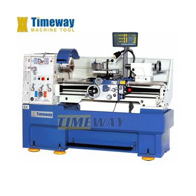 CM400 Torno horizontal com 205 mm de altura central e 1000 mm de comprimento máximo de rotação