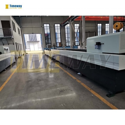 Máquina de aperfeiçoamento de buracos profundos com fluxo de bomba de arrefecimento de 50 L/min e potência de servomotor de 0,45 kW