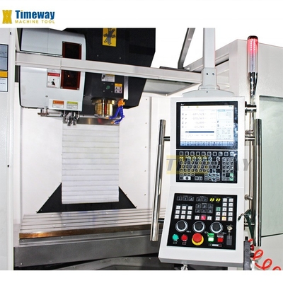Viagem da mesa Y mm 1300 Centro de usinagem CNC vertical com Max.