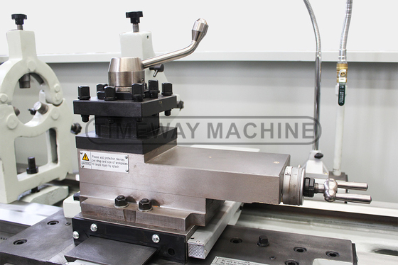 Velocidade do fuso 36-1600 rpm Máquina de torno de cama de lacuna BL-500C para torneamento de metal universal