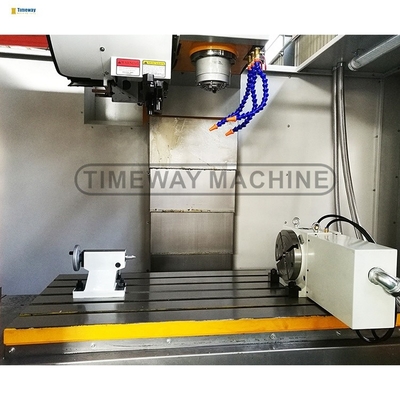 Centro de usinagem vertical CNC com controlador FANUC ± 0,008 Precisão de posicionamento mm