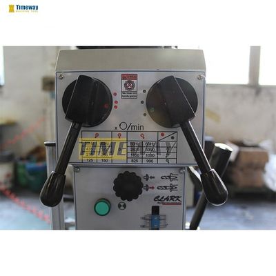 950x680x2405mm Máquina de perfuração de coluna vertical mental para perfuração de alta precisão