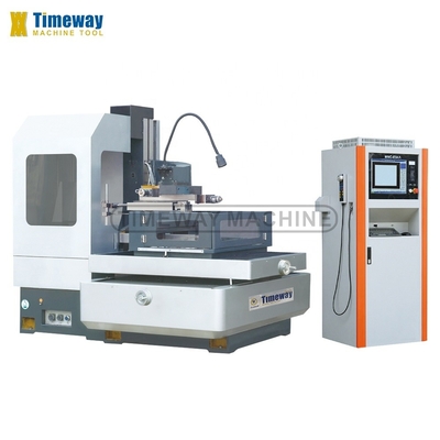 250 mm de viagem de ida e volta ZNC tipo máquina EDM Sinker / CNC EDM máquina ferramenta com 1