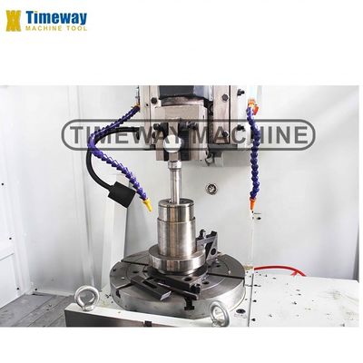 Máquina de travas verticais CNC de pequeno tipo 460*320mm Mesa de trabalho Viagem KND1000M Controle