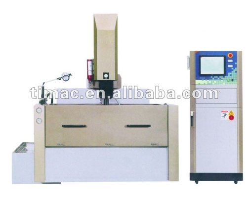 Máquina de afundamento EDM CNC versátil para várias aplicações industriais