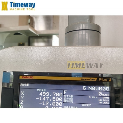Máquina de fresagem CNC de metal com 600 mm de viagem de mesa e 8000rpm velocidade do fuso