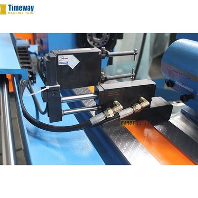 Máquina de moagem cilíndrica de precisão com peso de 3000 kg e comprimento máximo de moagem de 500 mm