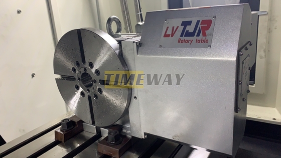 Equipamento de primeira linha das lojas de materiais de construção Centro de usinagem vertical VMC650L de 3 eixos