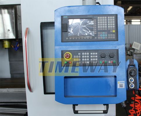 8000 20000 r.p.m. Velocidade do fuso VMC1060 Centro de usinagem vertical de metais para produção