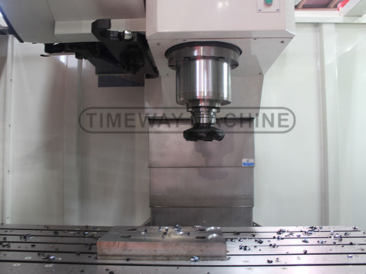 15/18.5 kW Potência do motor do fuso VMC1270L Centro de usinagem de fresagem vertical para metal
