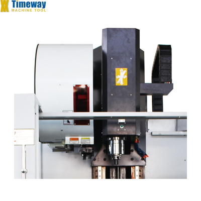 VMC1890L Centro de usinagem CNC vertical com 900 mm de viagem no eixo Y e capacidade de 24 ferramentas