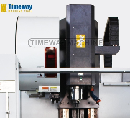 Automático VMC1370L Centro de Máquina Vertical com BT50 ATC 24 Ferramentas e 700mm Mesa Viagem
