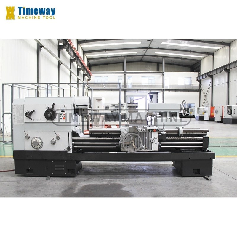 3900 KG Peso 3725x1473x1622 mm Máquina de torneamento de torno de motor a quente para corte de fios